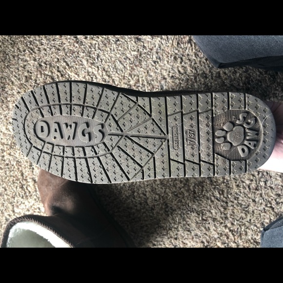 Shoes - Picture 4 of 4